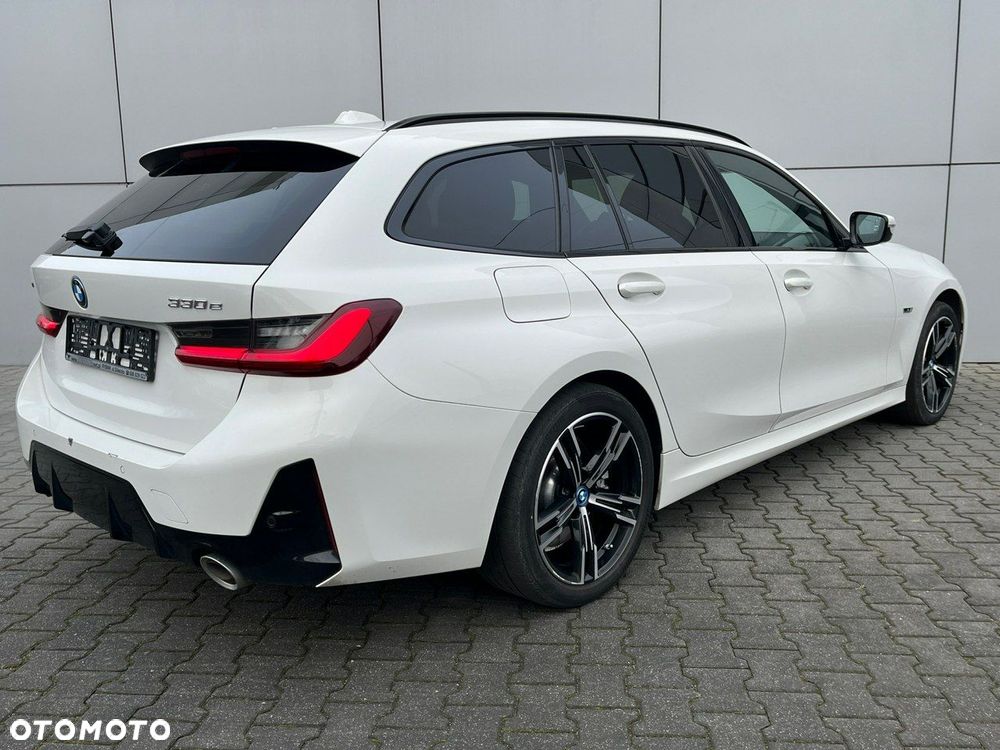 BMW Seria 3 330e PHEV xDrive M Sport - 7