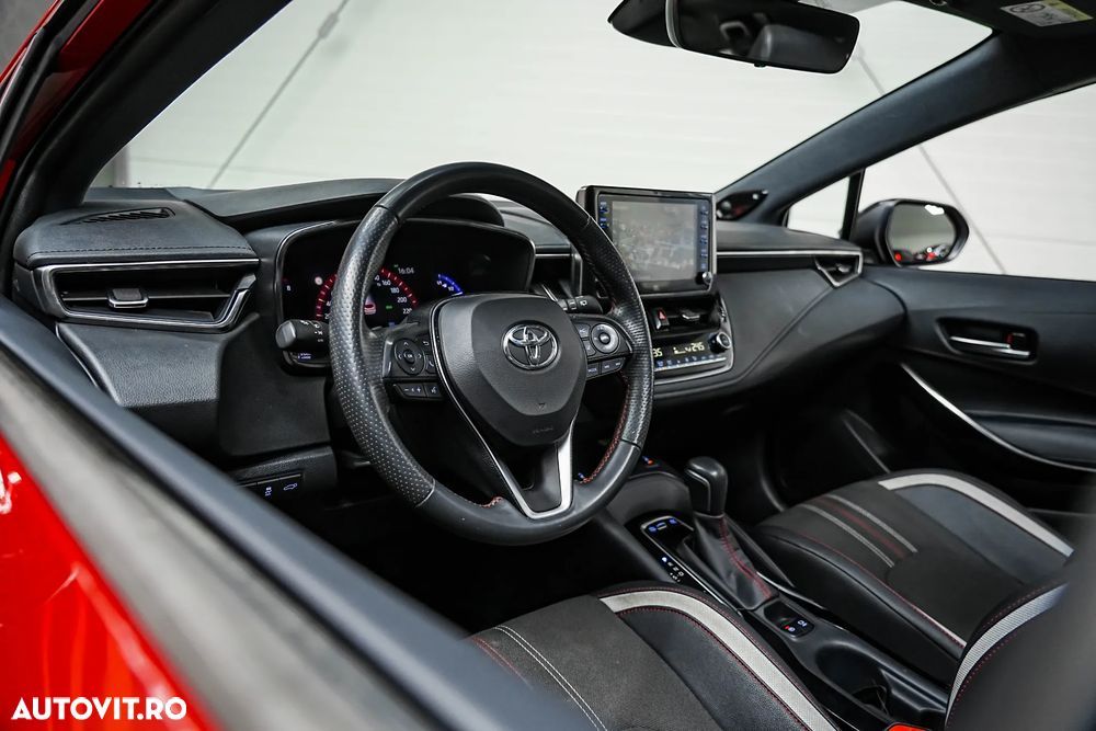 Toyota Corolla 2.0 HSD Exclusive Plus GR Sport Bi-Tone - 21