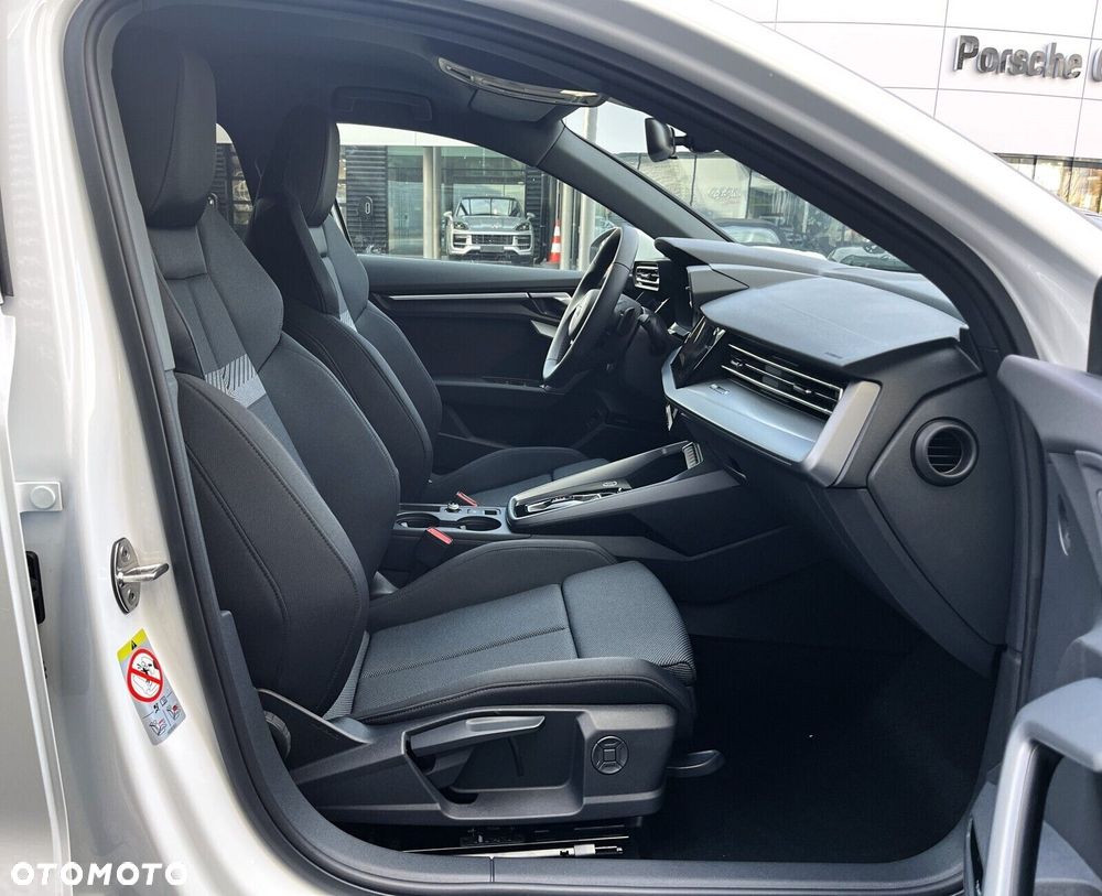 Audi A3 Sportback - 18