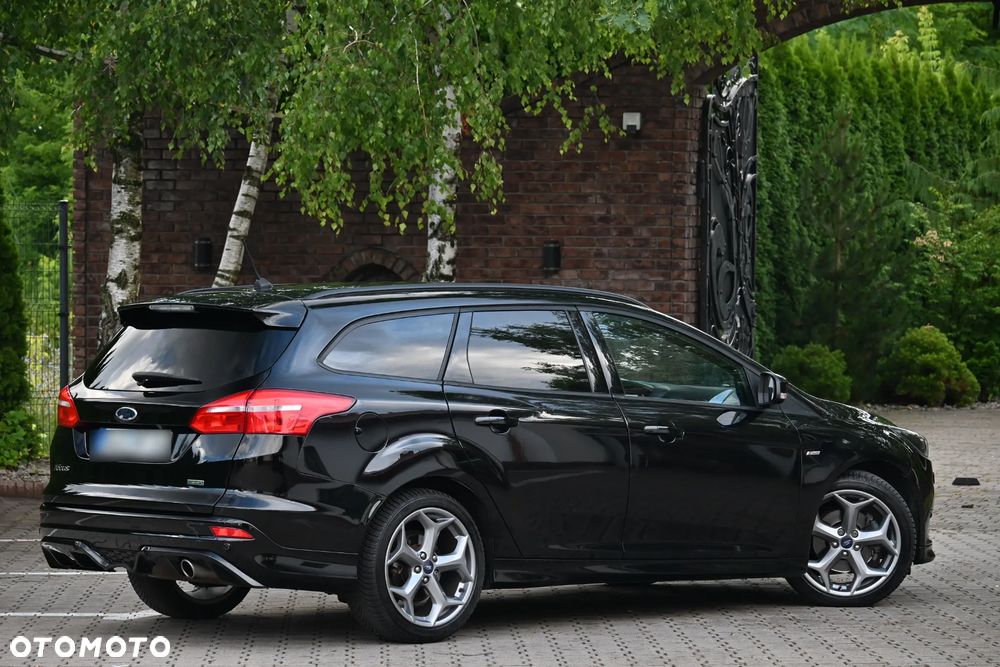Ford Focus 1.5 EcoBoost Start-Stopp-System ST-LINE - 15