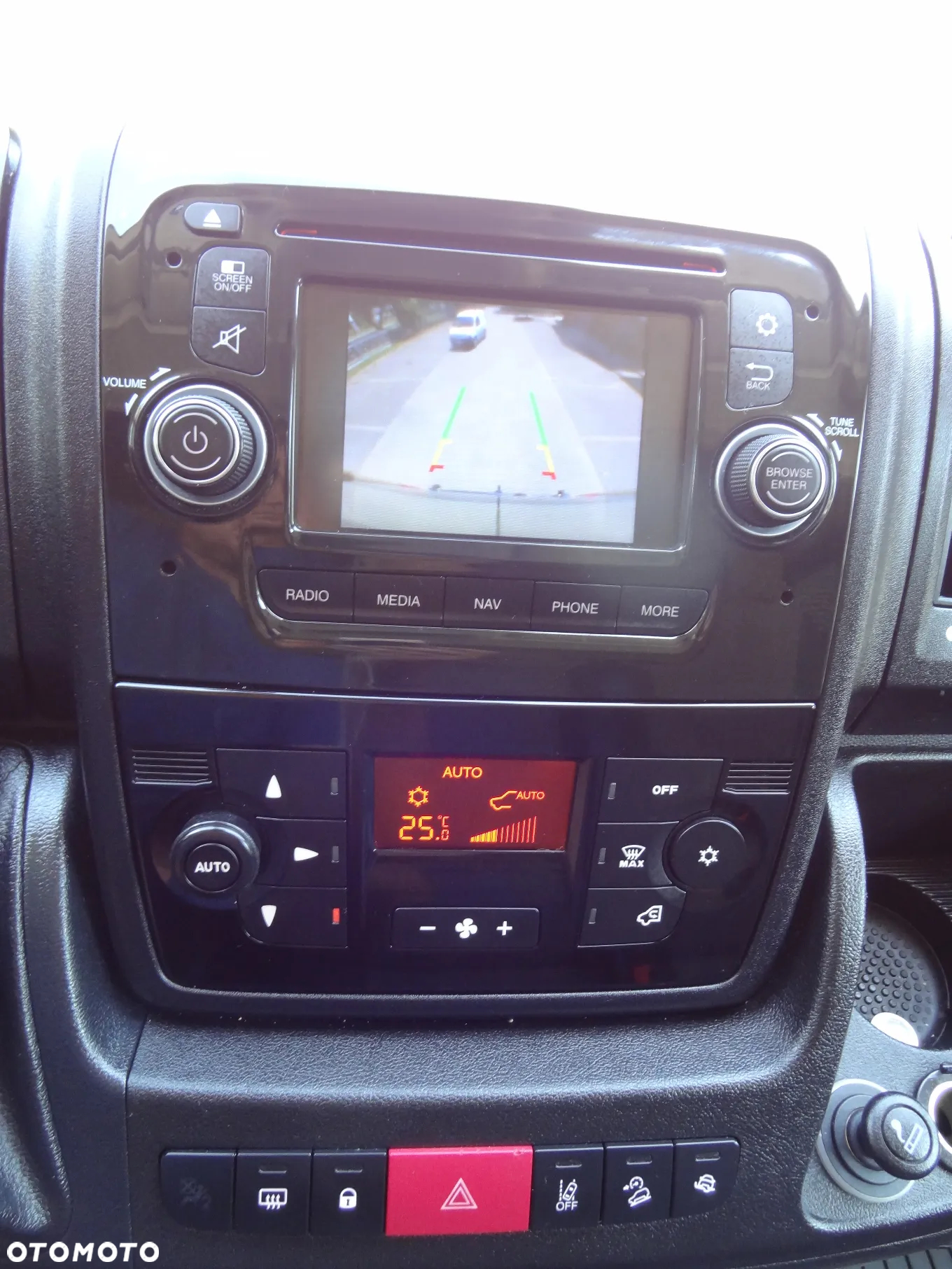 Peugeot Boxer 333 BlueHDi L2H2 - 9