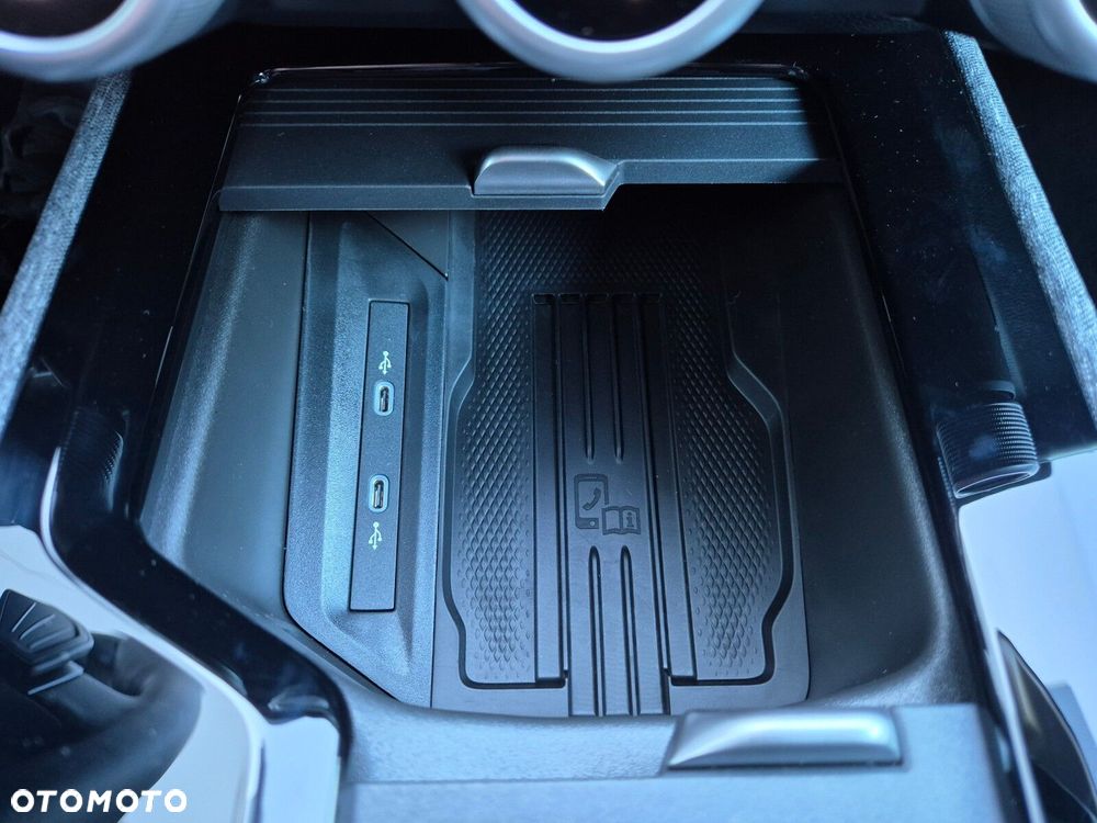 Skoda Superb 2.0 TDI SCR 4x4 Edition 130 DSG - 34