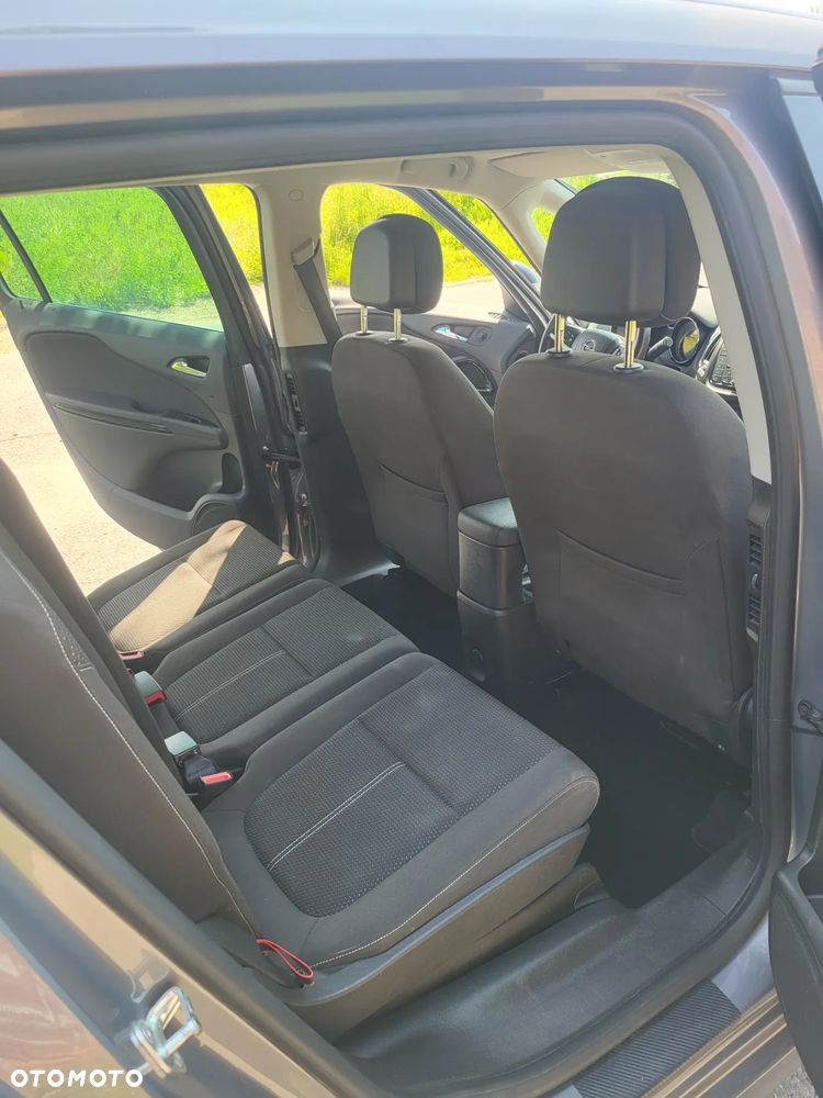 Opel Zafira Tourer 1.4 Turbo Sport - 28
