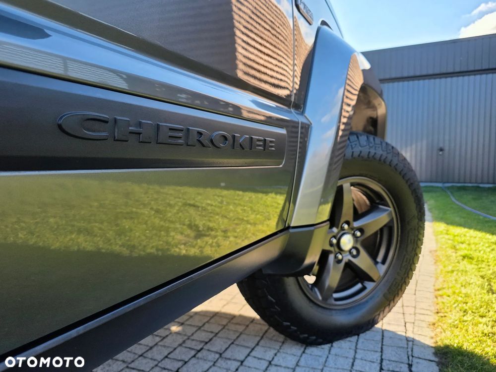 Jeep Cherokee 2.8 CRD Limited - 11