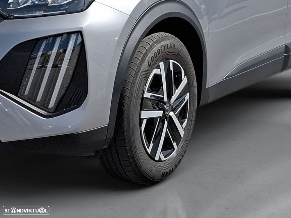 Peugeot 2008 1.2 PureTech Active — fotografia 15