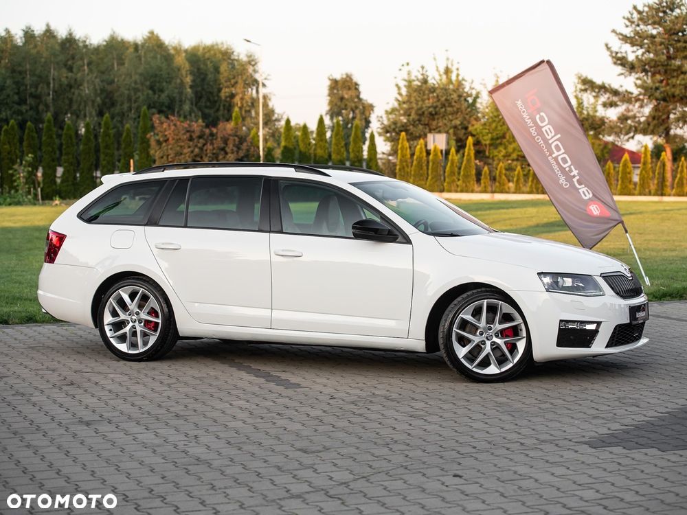 Skoda Octavia 2.0 TDI 4x4 DSG RS - 3