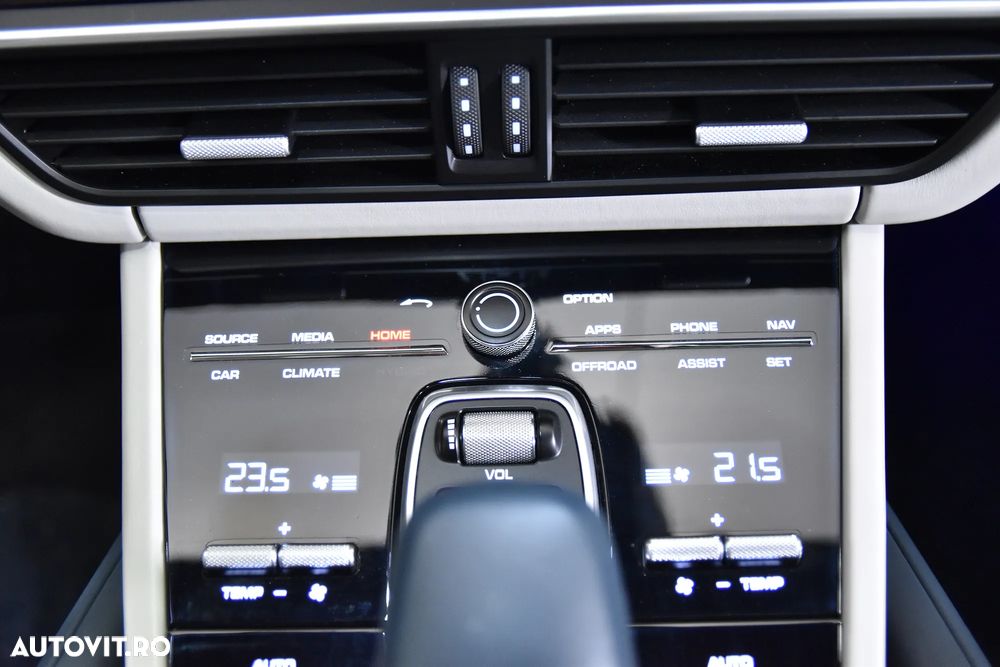 Porsche Cayenne Turbo - 19