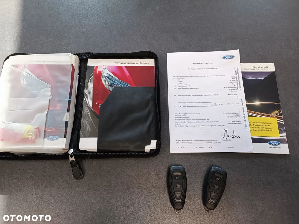 Ford Focus 1.6 EcoBoost Titanium - 30