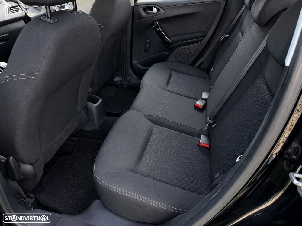 Peugeot 208 1.5 BlueHDi Active Business Pack - 20