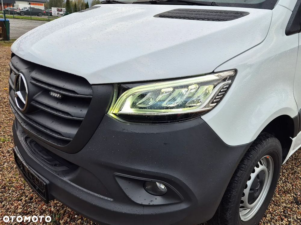 Mercedes-Benz Sprinter - 6