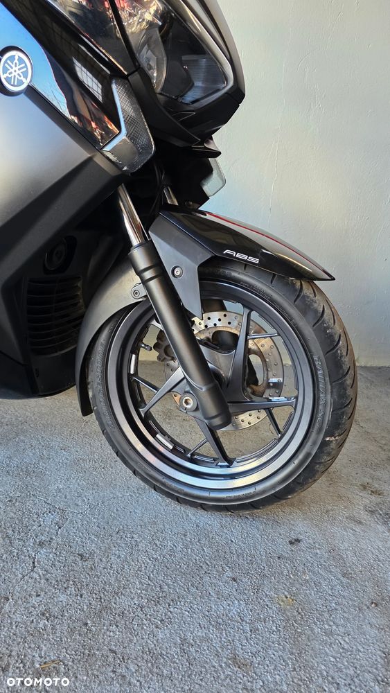 Yamaha X-max - 3