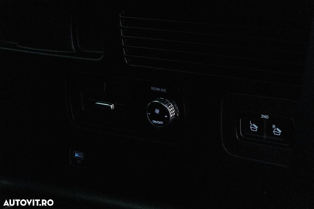 Kia Sorento 1.6 T-GDI PHEV 6AT 4x4 7P Premium+ - 25