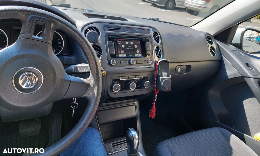 Volkswagen Tiguan 2.0 TDI 4Motion DSG Track & Style - 6