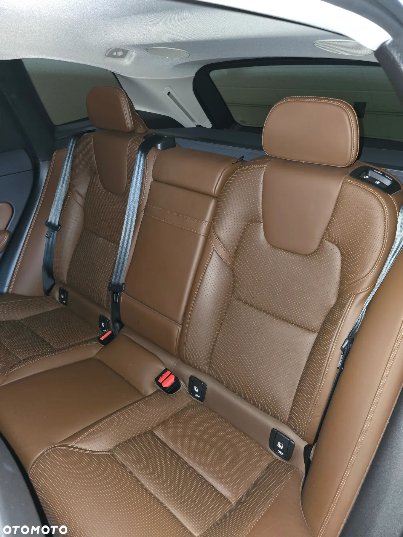 Volvo XC 60 T5 AWD Inscription - 34