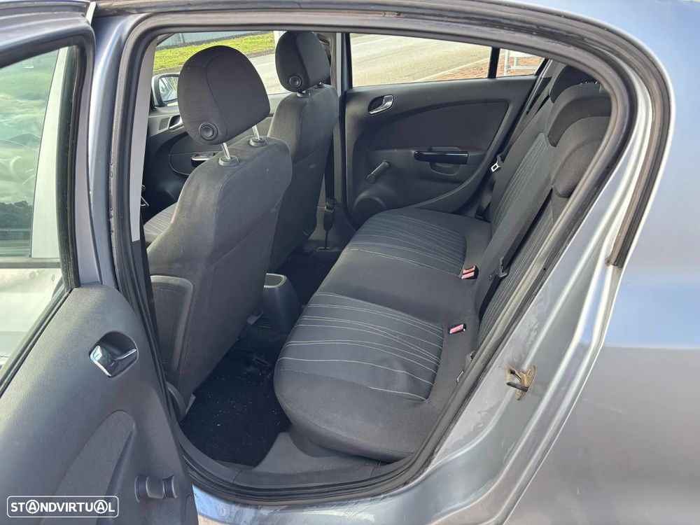 Opel Corsa 1.3 CDTI Enjoy EcoFLEX - 9