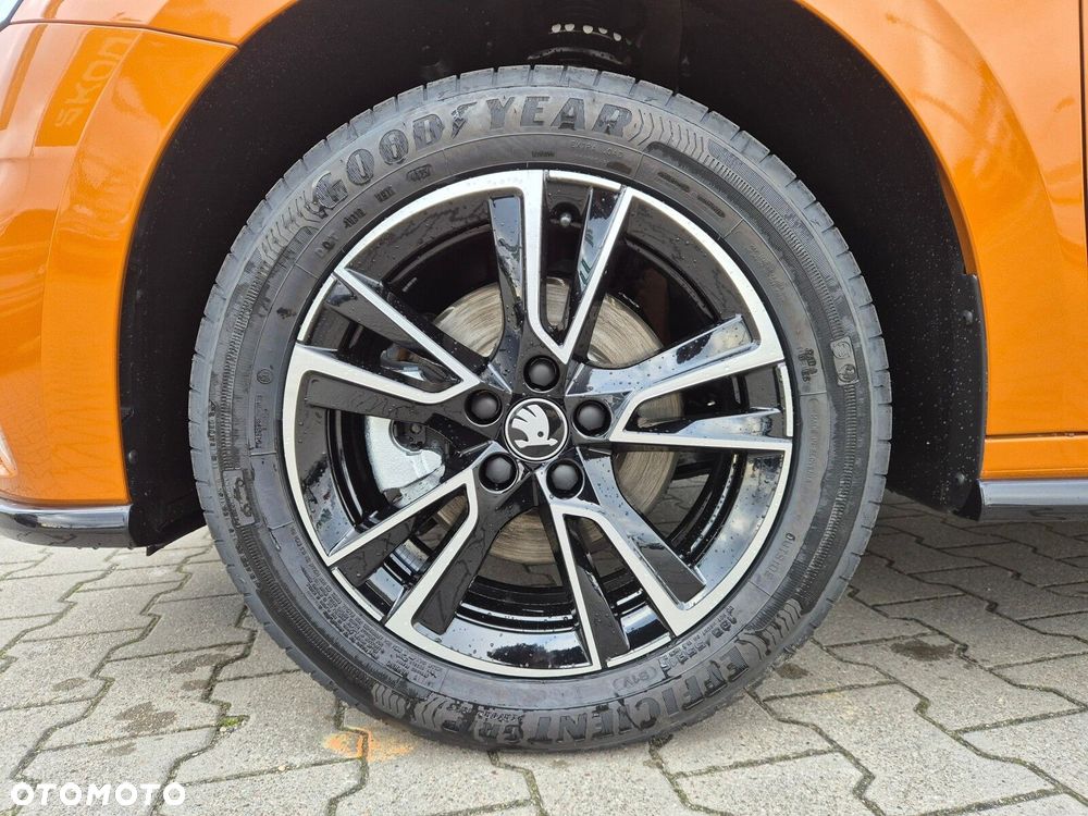 Skoda Fabia 1.0 TSI Monte Carlo DSG - 9