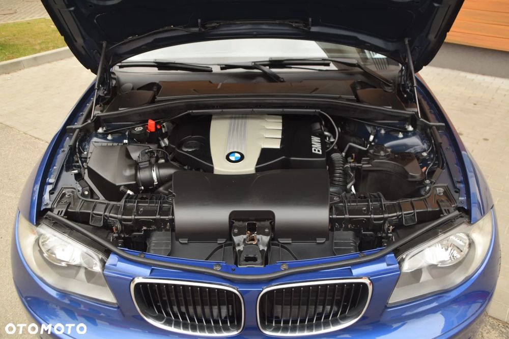 BMW Seria 1 118d DPF - 15