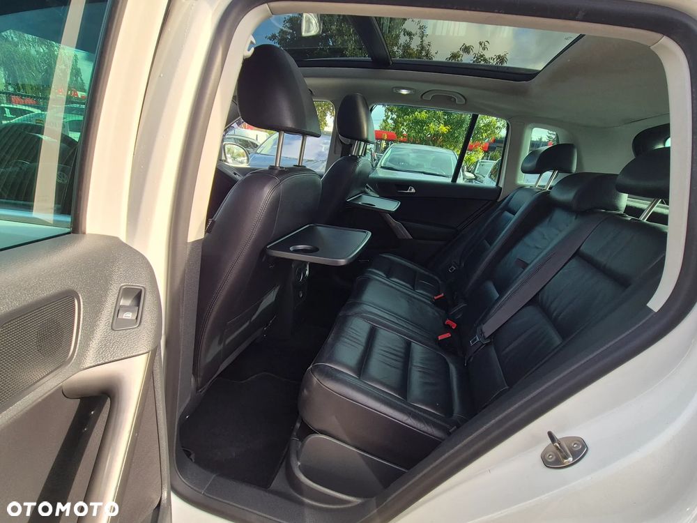 Volkswagen Tiguan 2.0 TSI 4Motion DSG Sport & Style - 27