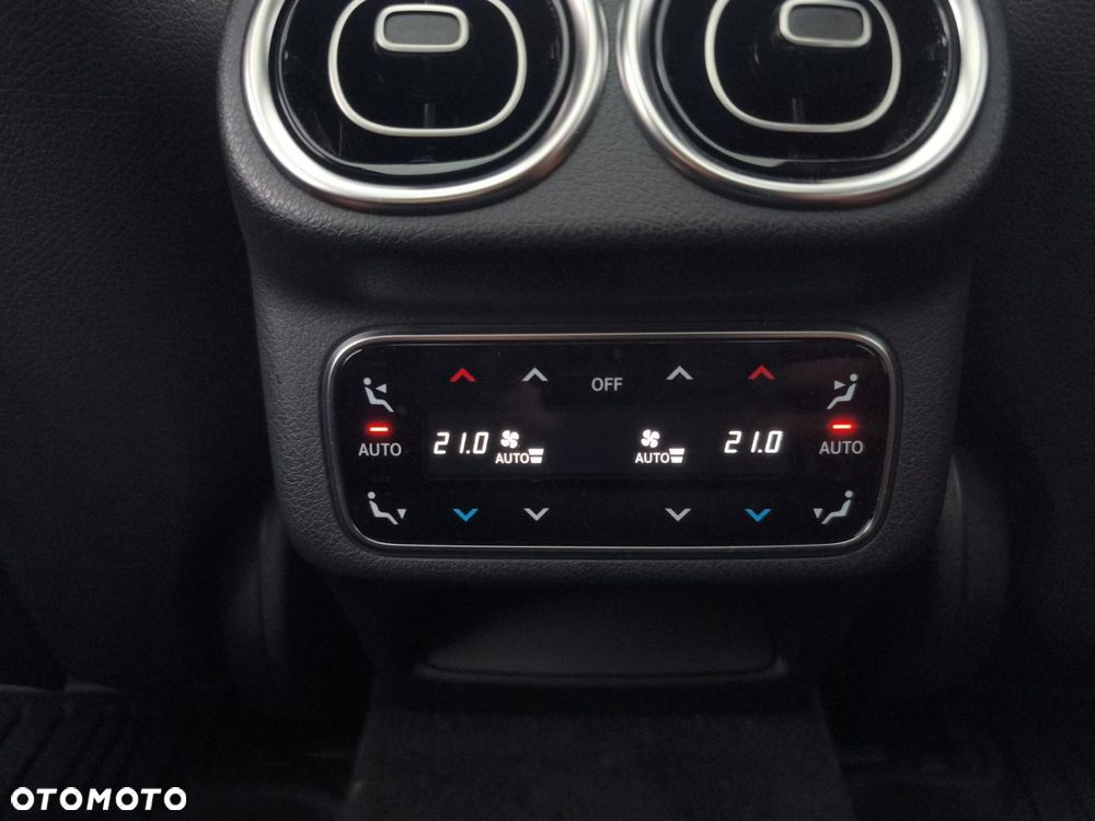 Mercedes-Benz GLC - 23