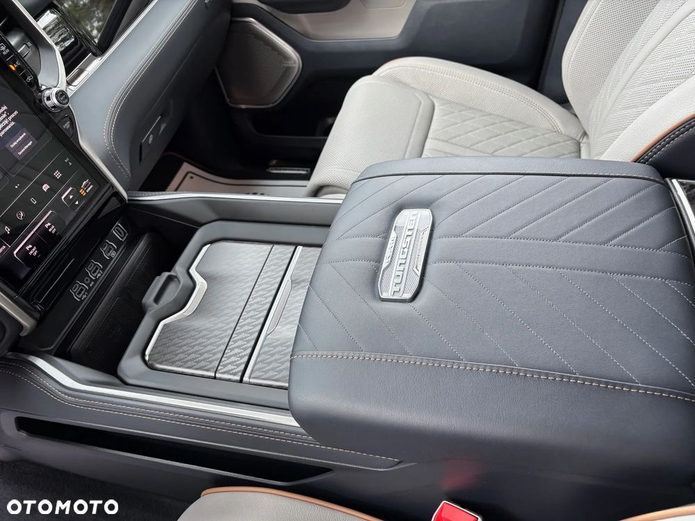 RAM 1500 Tungsten - 27