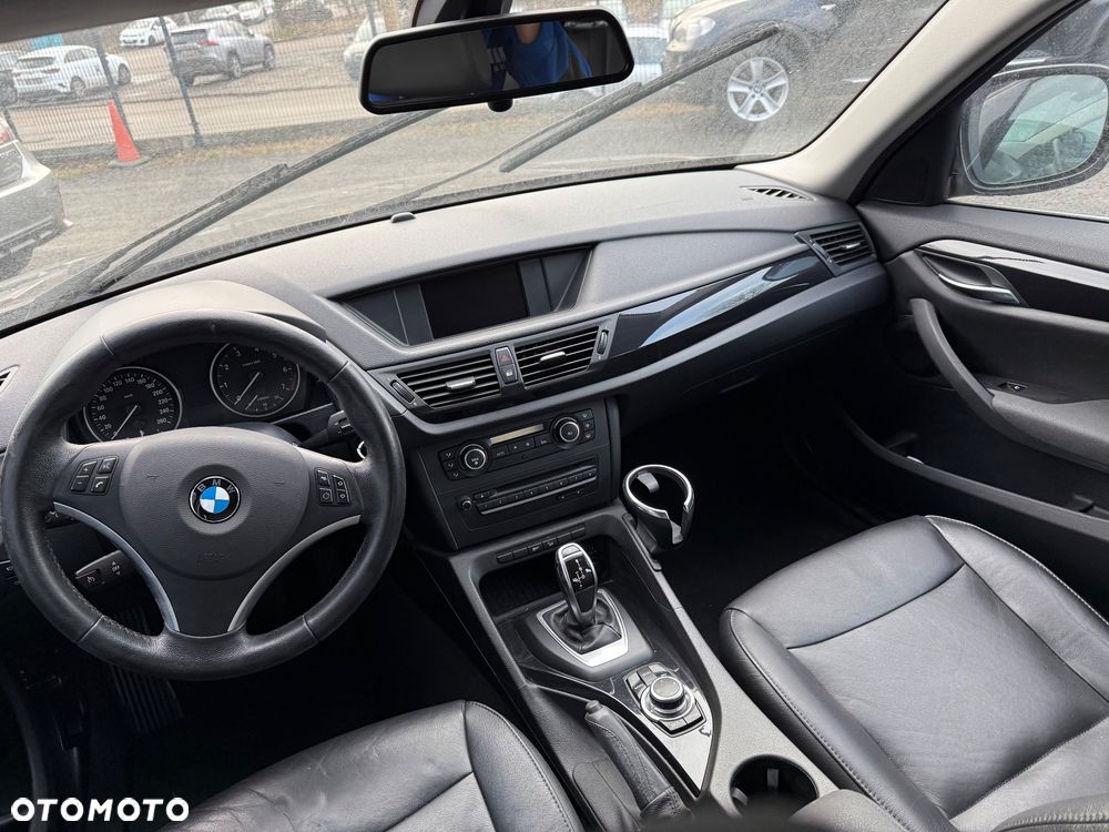 BMW X1 xDrive20i xLine - 12