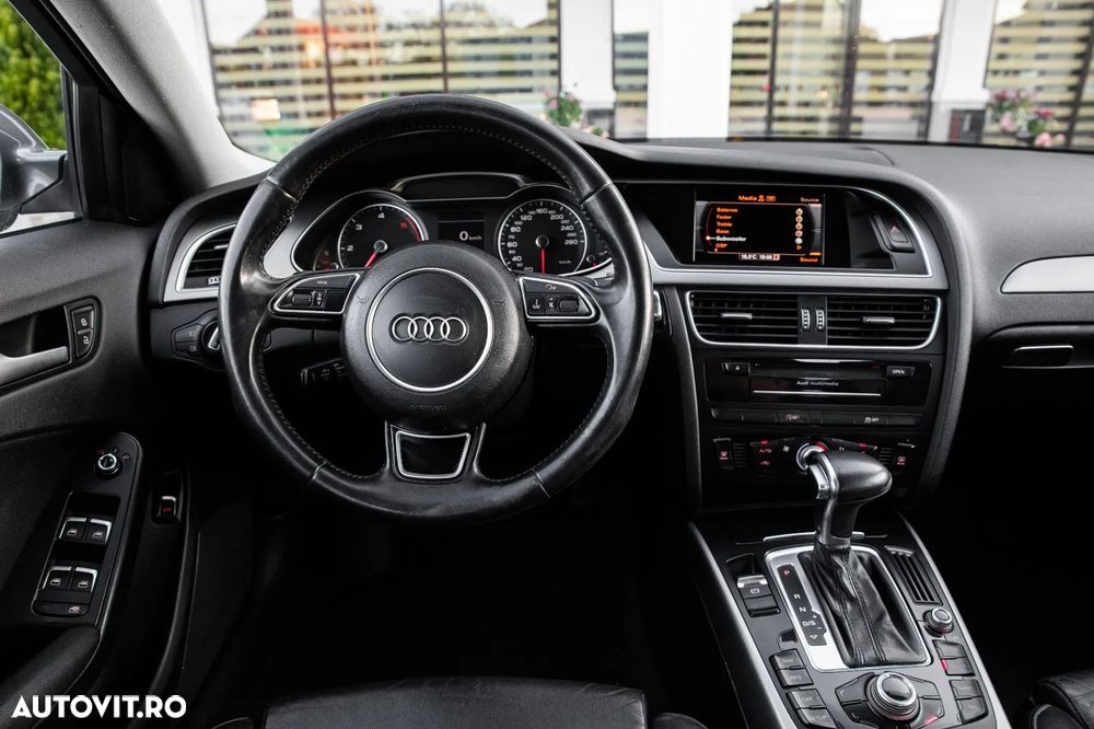Audi A4 2.0 TDI S tronic quattro - 15