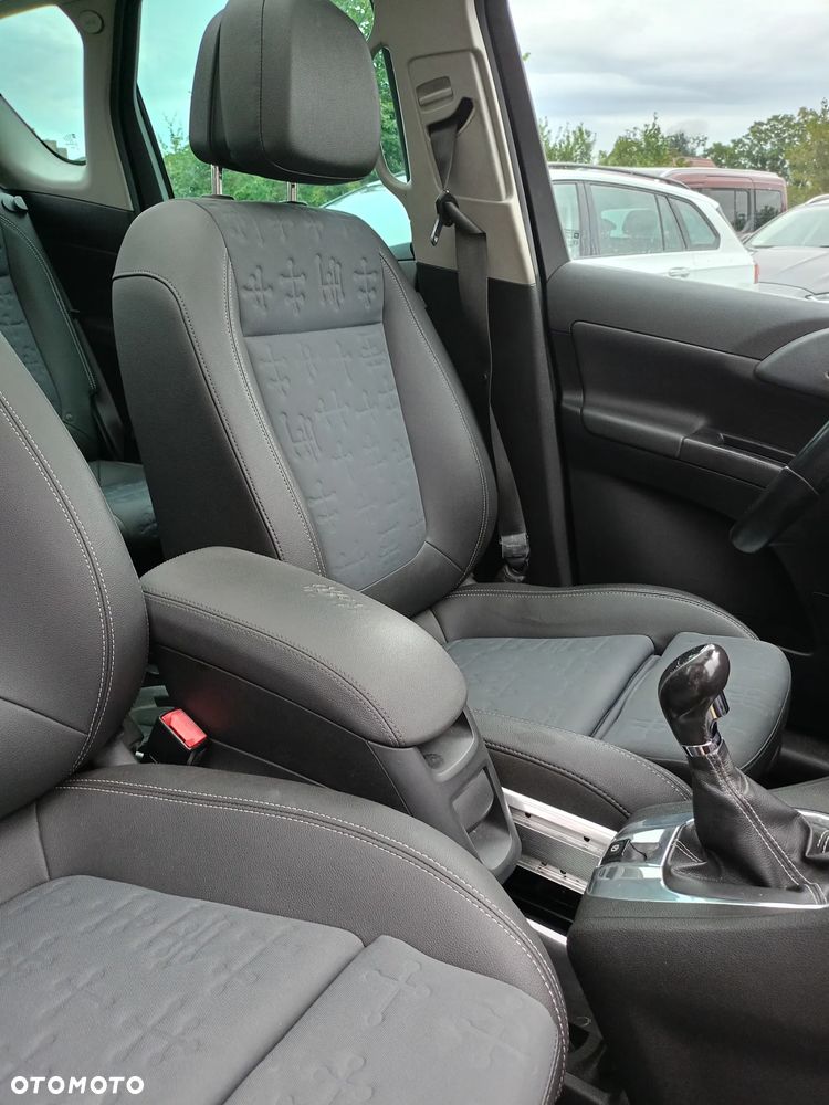 Opel Meriva - 14