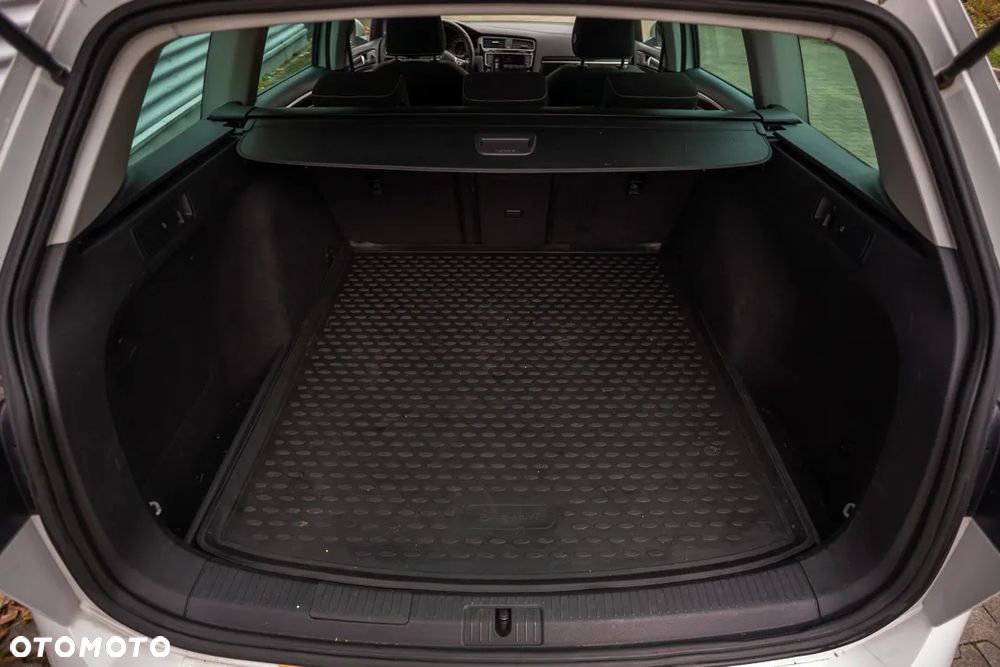 Volkswagen Golf 2.0 BlueTDI Cup - 21