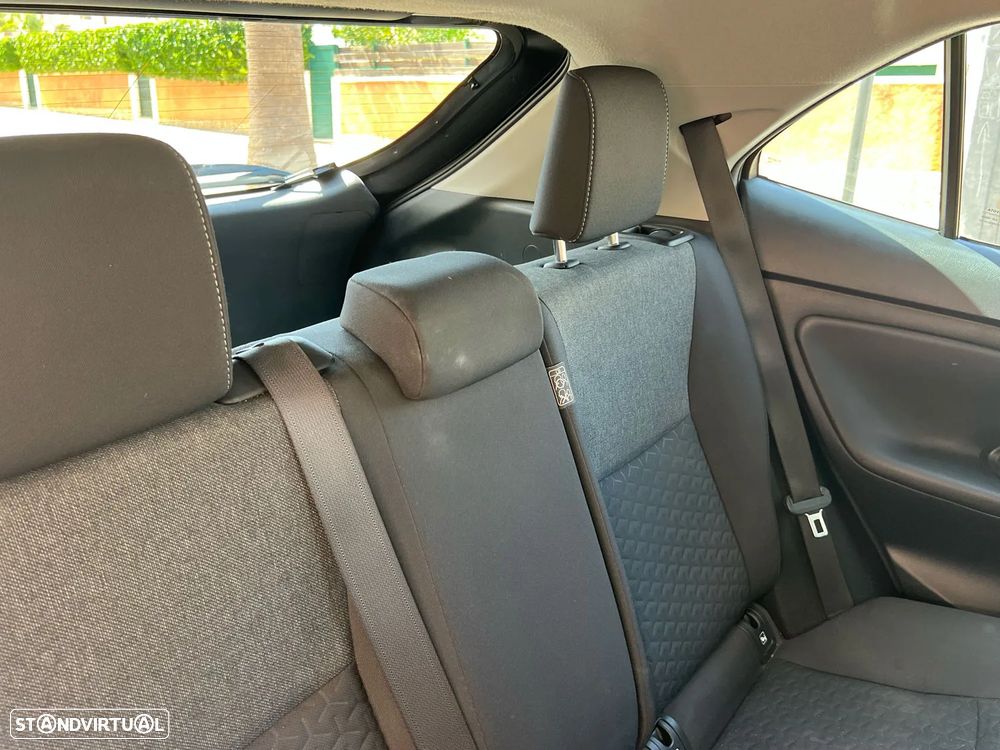 Toyota Yaris Cross 1.5 HDF Comfort Plus - 15