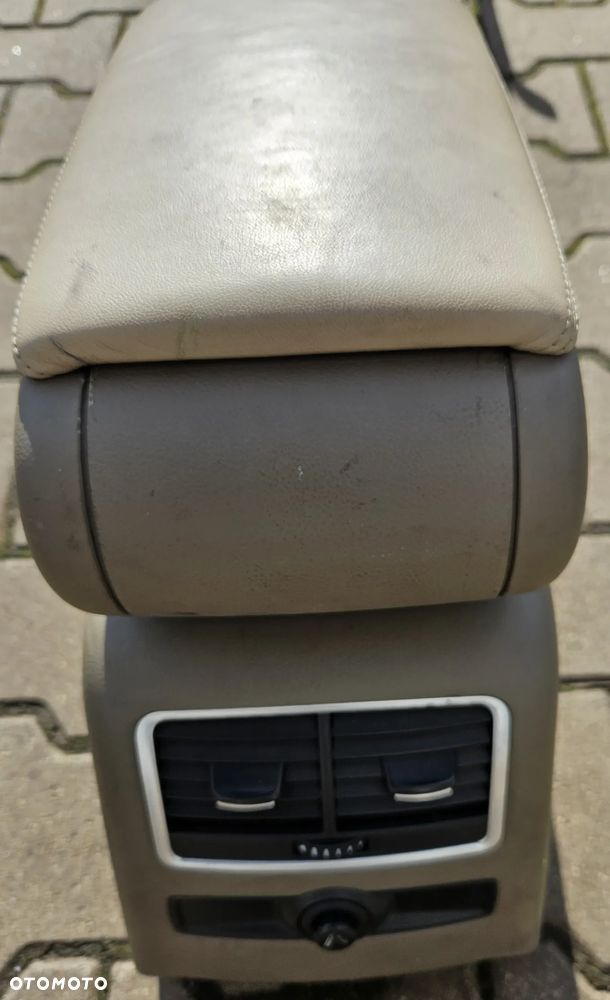 Audi A6 C6 podłokietnik - 2