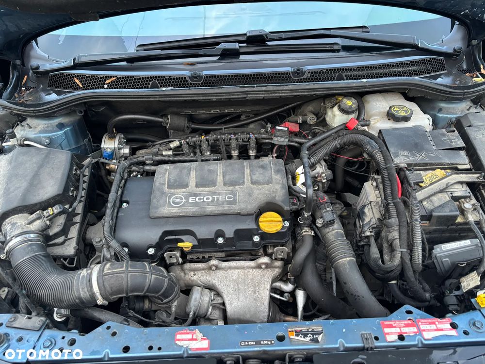 Opel Astra 1.4 T Active EU6 - 12