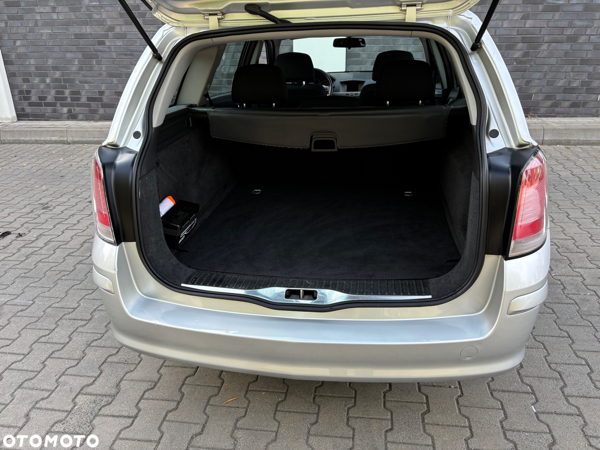 Opel Astra II 1.6 Start - 24