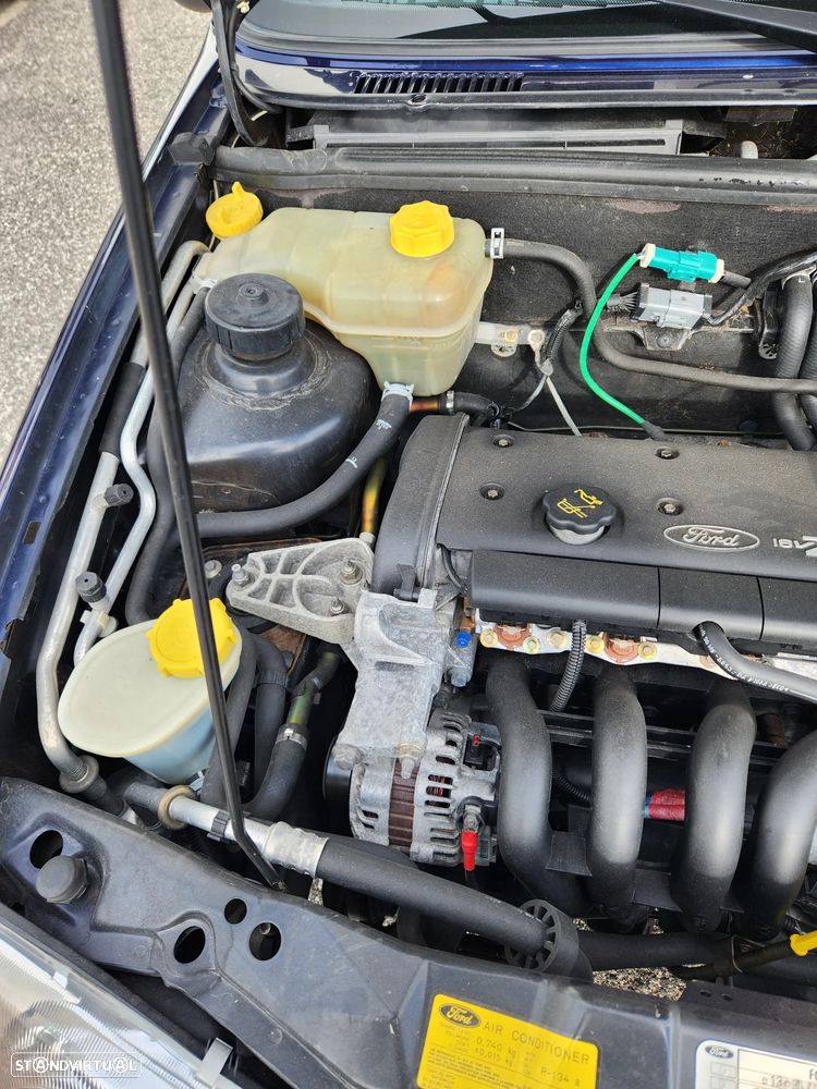 Ford Fiesta 1.25 Ghia - 17