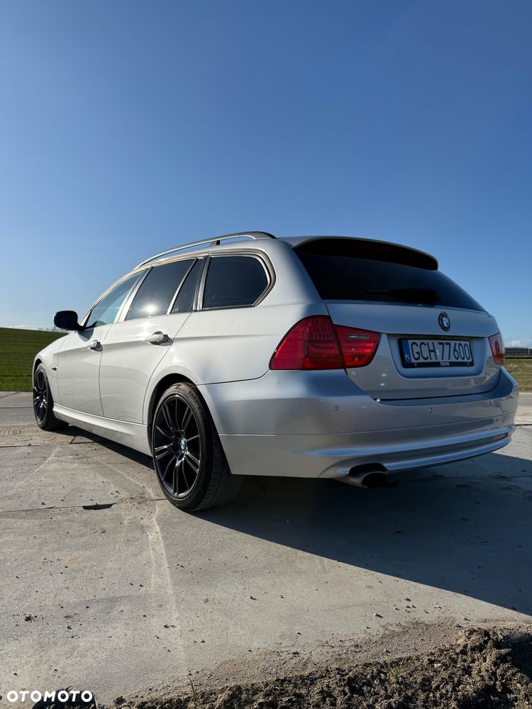 BMW Seria 3 318d DPF - 4
