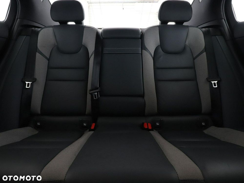 Volvo S60 - 19