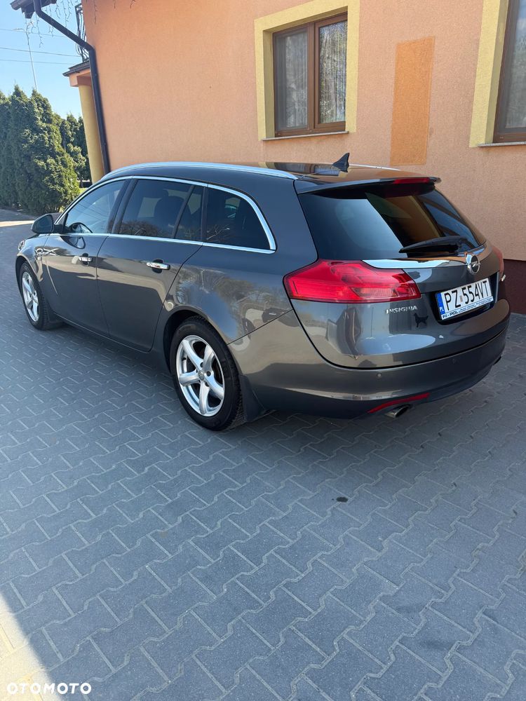 Opel Insignia - 12