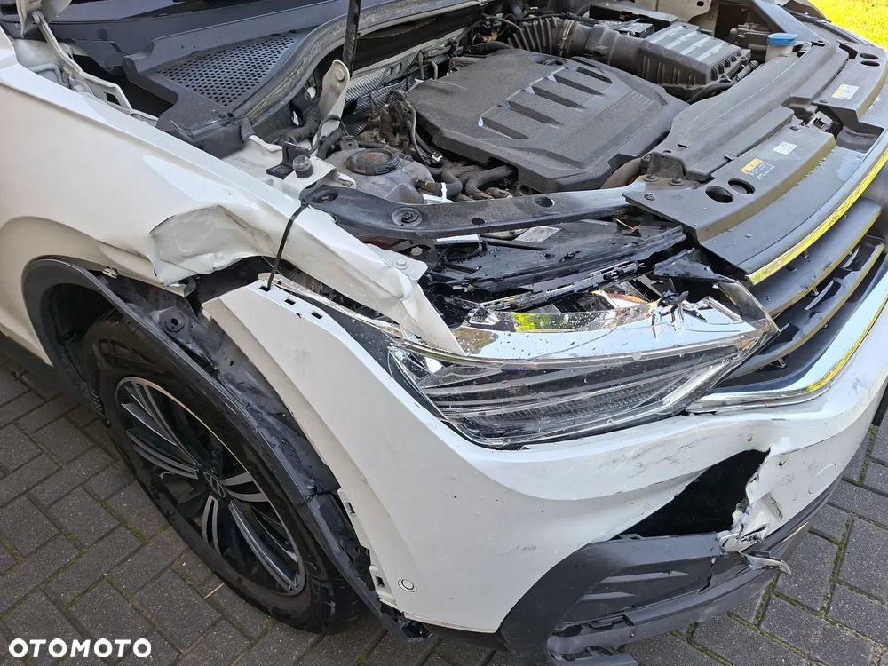 Volkswagen Tiguan ver-2-0-tdi-scr-life - 9