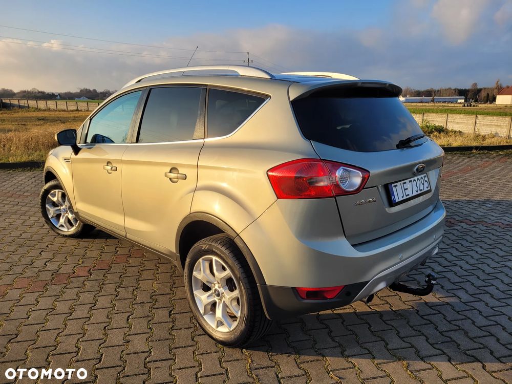 Ford Kuga 2.0 TDCi 2x4 Titanium - 33