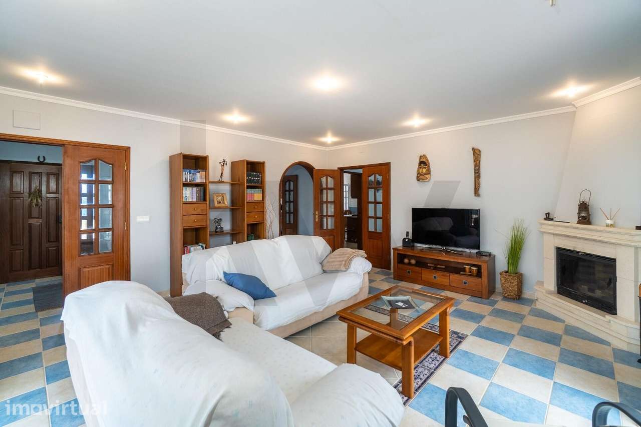 Moradia Isolada de Excelência na Quinta do Sobral - Grande imagem: 2/41