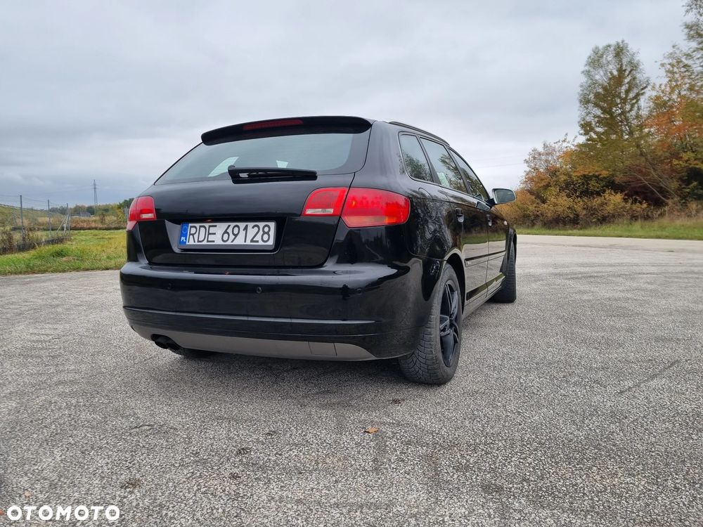 Audi A3 Sportback - 15