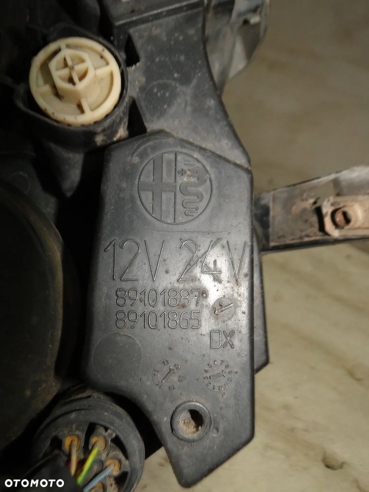 ALFA ROMEO MITO LAMPA PRAWA PRZÓD PRZEDNIA EUROPA - 9