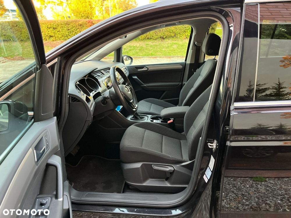 Volkswagen Touran 1.6 TDI SCR (BlueMotion Technology) DSG Comfortline - 20
