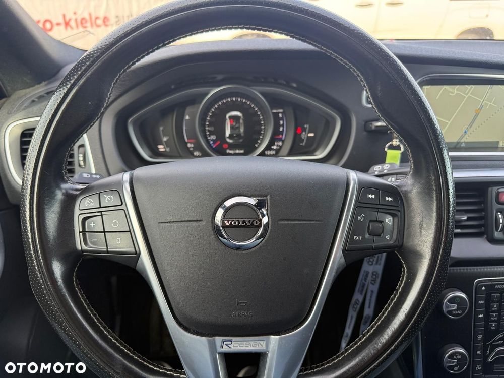 Volvo V40 D2 Drive-E R-Design Momentum - 8