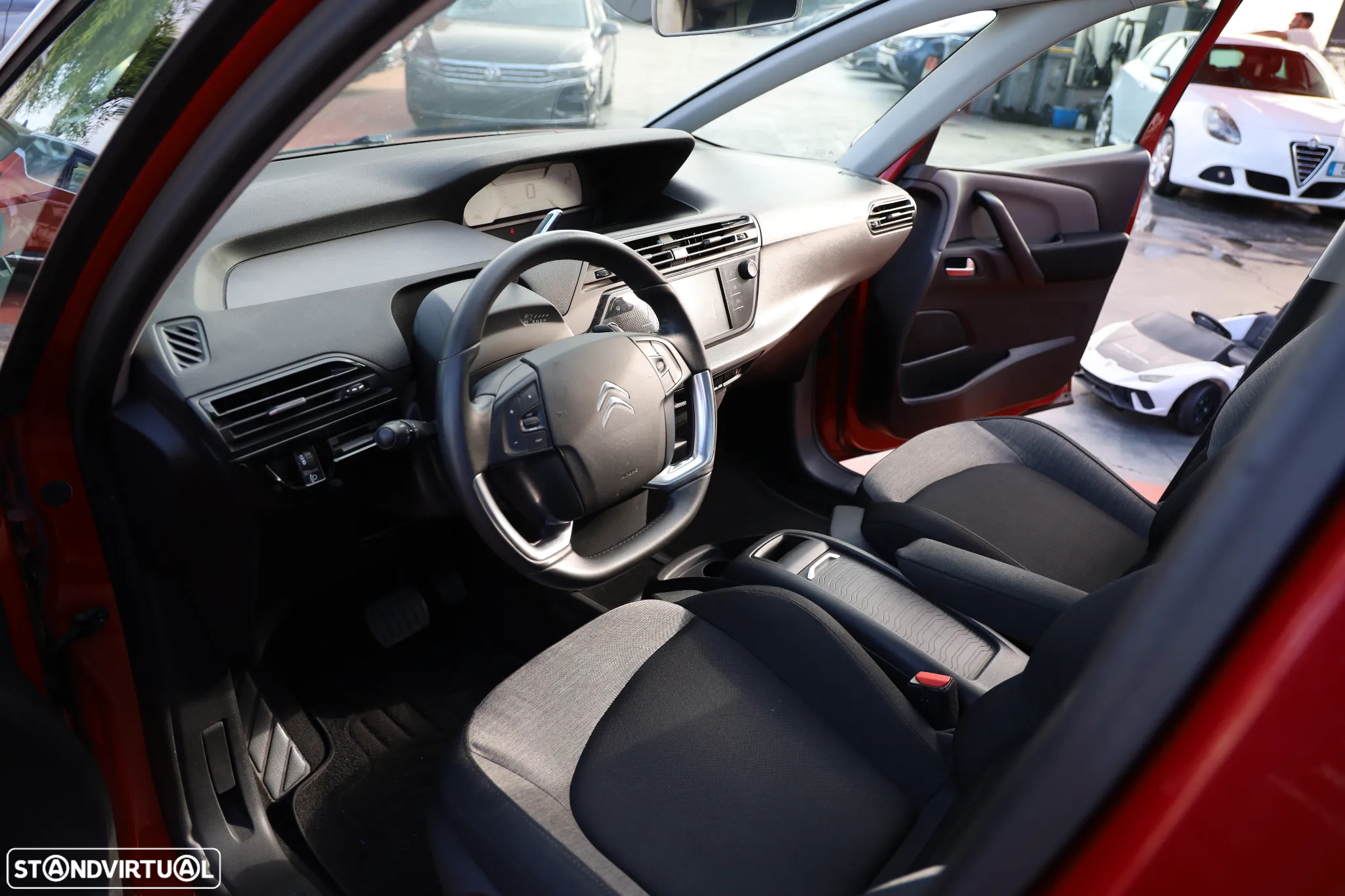 Citroën Grand C4 Spacetourer BlueHDi 130 Stop&Start EAT8 SHINE - 16