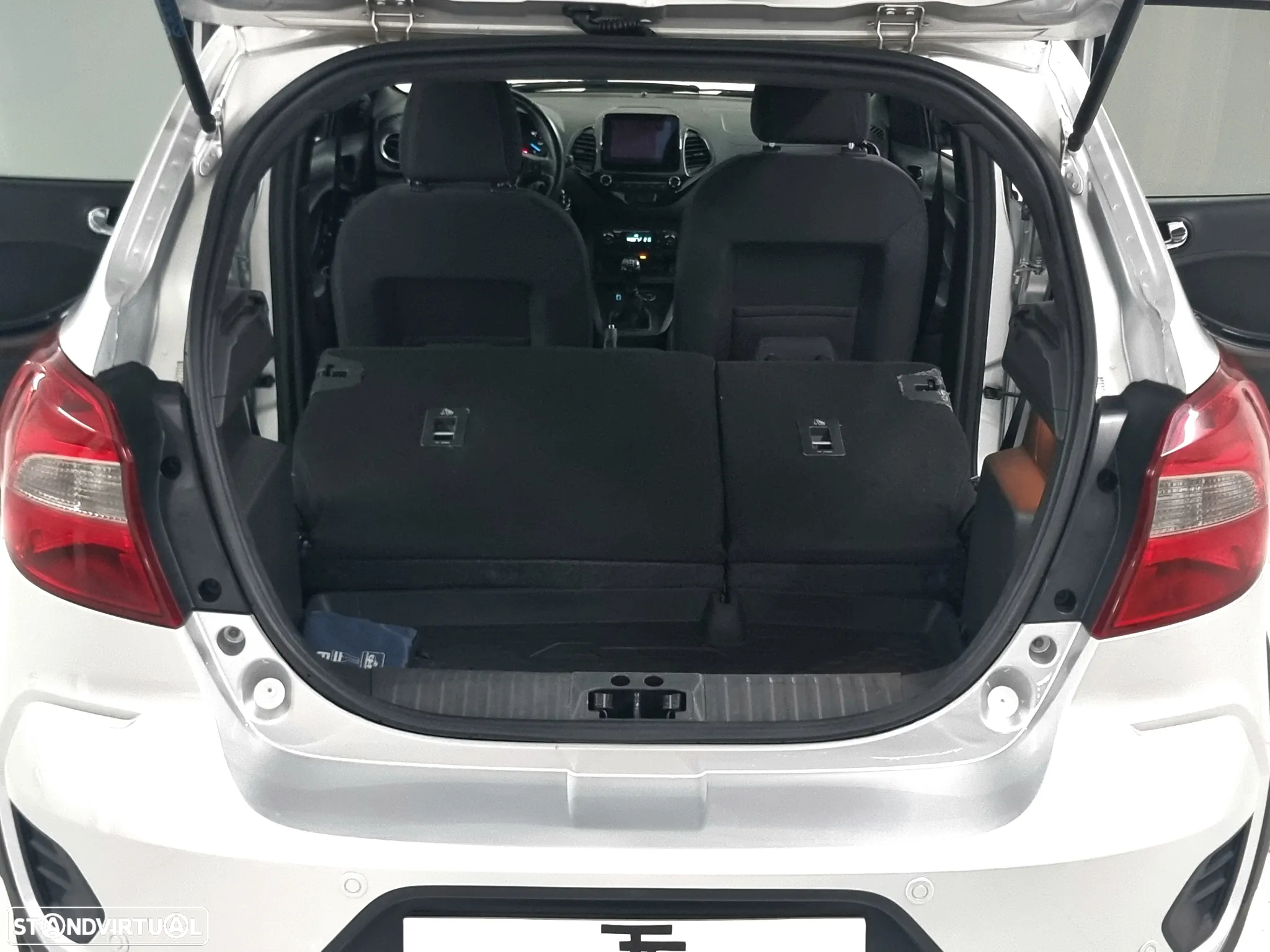 Ford KA+ 1.19 Ti-VCT Active - 21