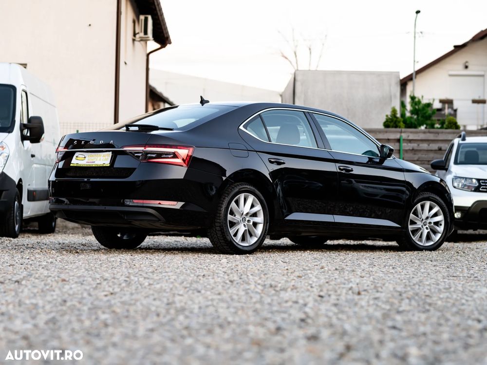 Skoda Superb 2.0 TDI DSG Style - 15