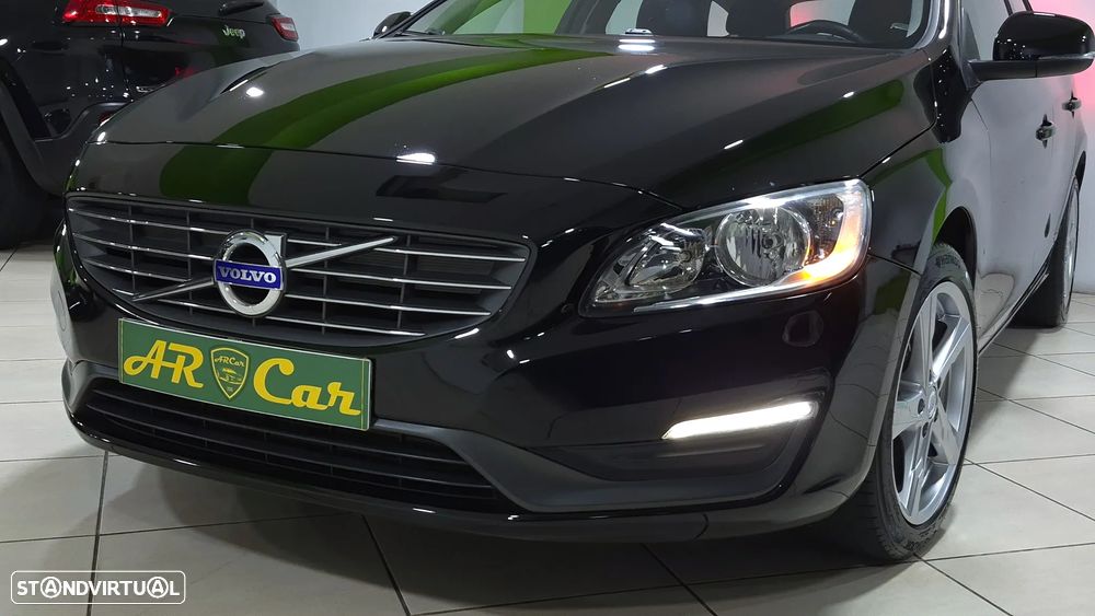 Volvo V60 D2 Kinetic - 23