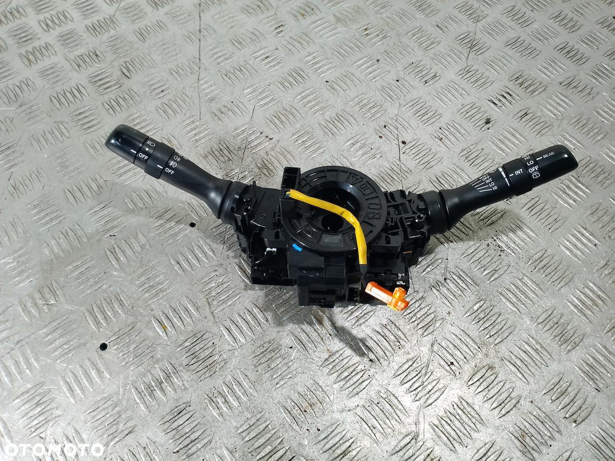 PRZEŁĄCZNIK ZESPOLONY TOYOTA AURIS I 89245-02040 2.2 D4D - 1