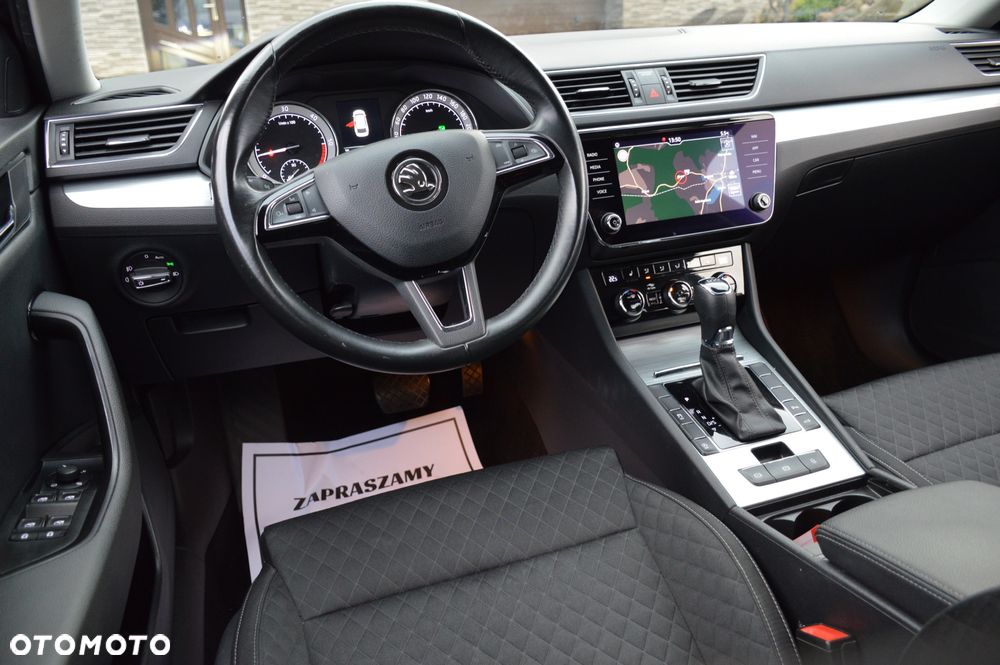 Skoda Superb 2.0 TDI SCR Sportline DSG - 18