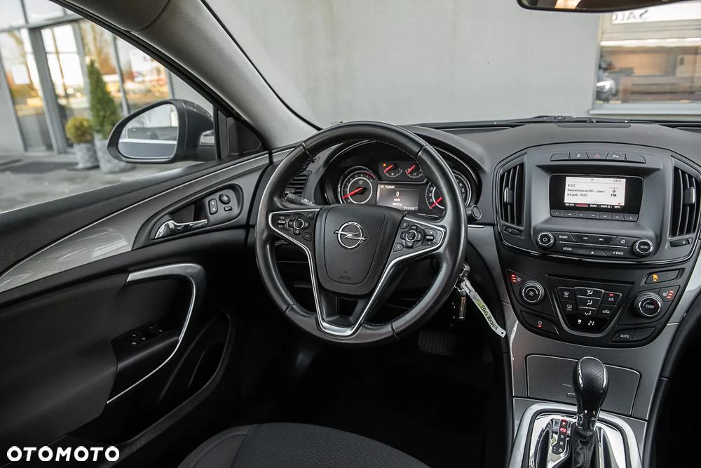 Opel Insignia - 14